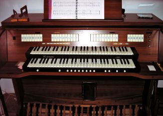 Bobs Rodgers Organ with hand carved notes on top left