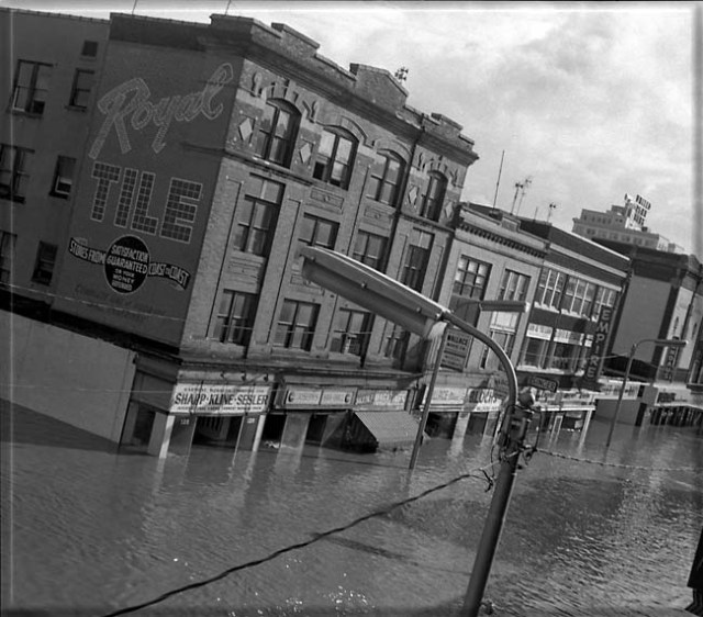 Wilkes Barre flood on Main Street