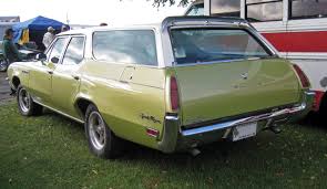 pontiac-station-wagon